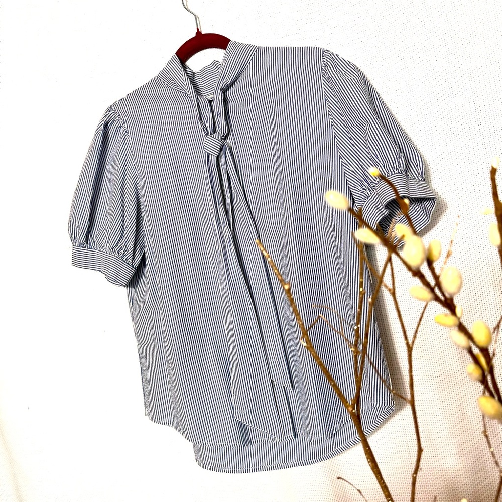 Striped top for everyday fashion